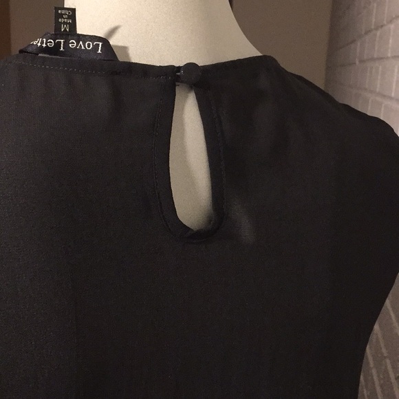 Top - Picture 3 of 6